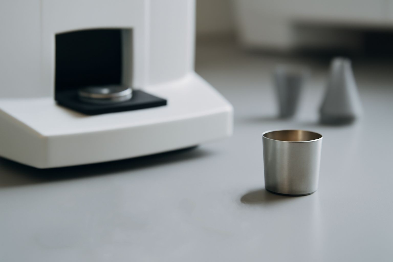 What Are Sample Containers for Differential Thermal Analysis and How Are They Used in Research?